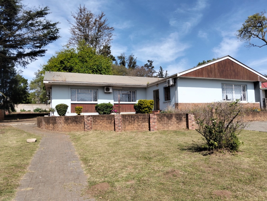 To Let Commercial Property for Rent in Mthata Eastern Cape